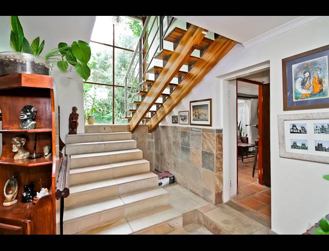 5 BEDROOM HOUSE FOR SALE IN RIVONIA